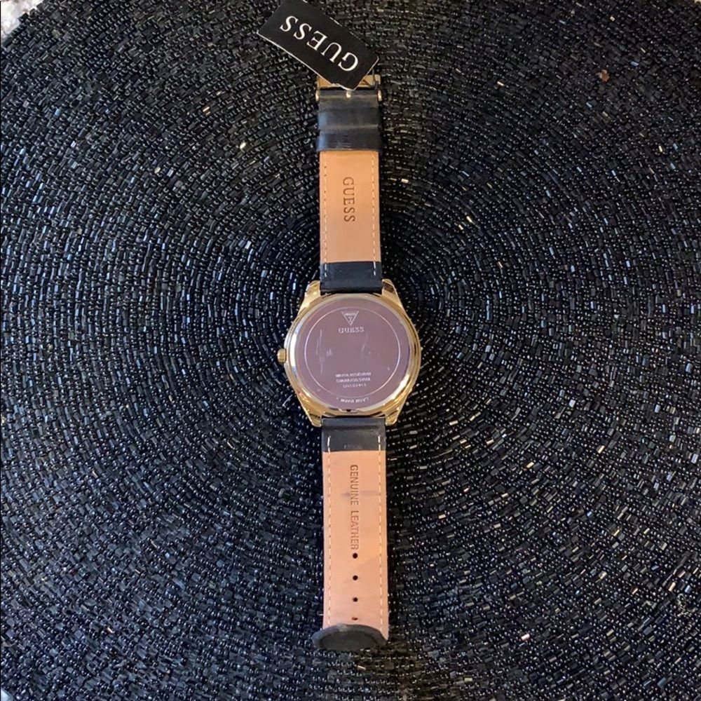 Guess Watch - Picture 7 of 8